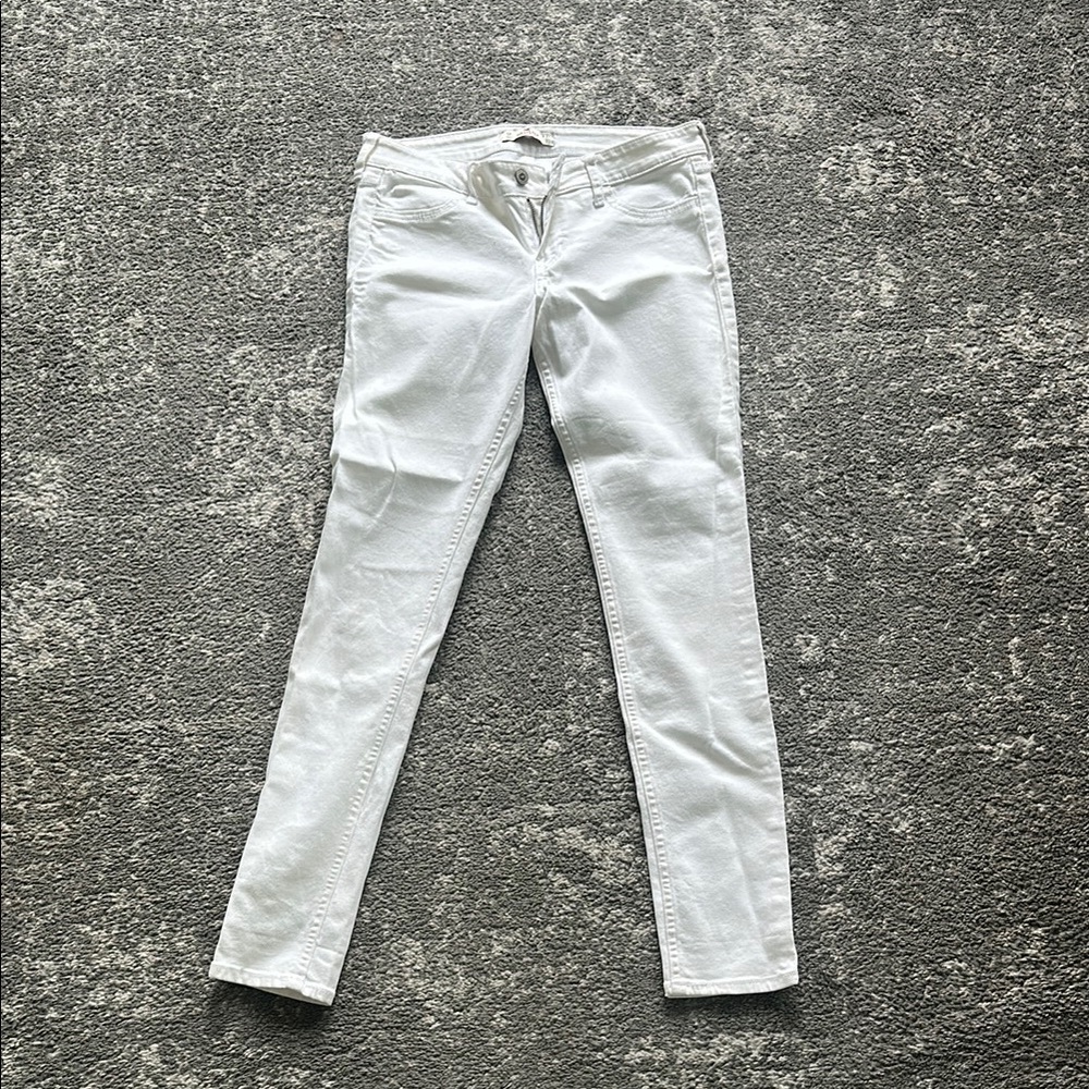 White skinny jeans